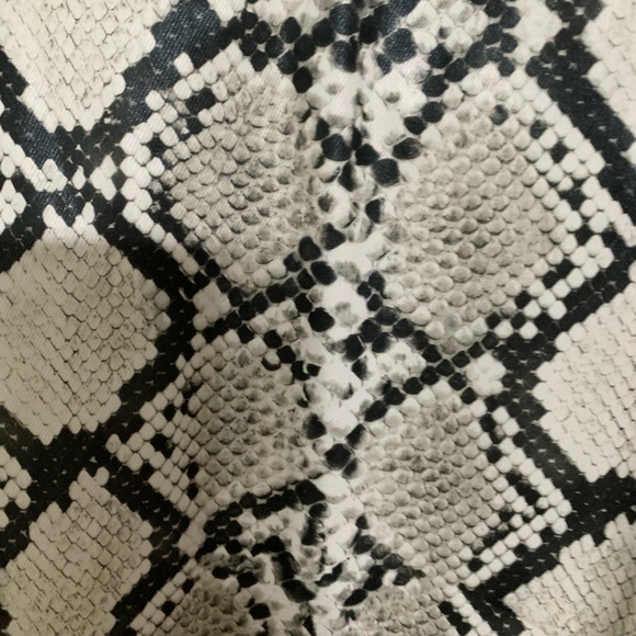 Hammer Jeans Snakeskin Print Size 15 - Picture 5 of 6